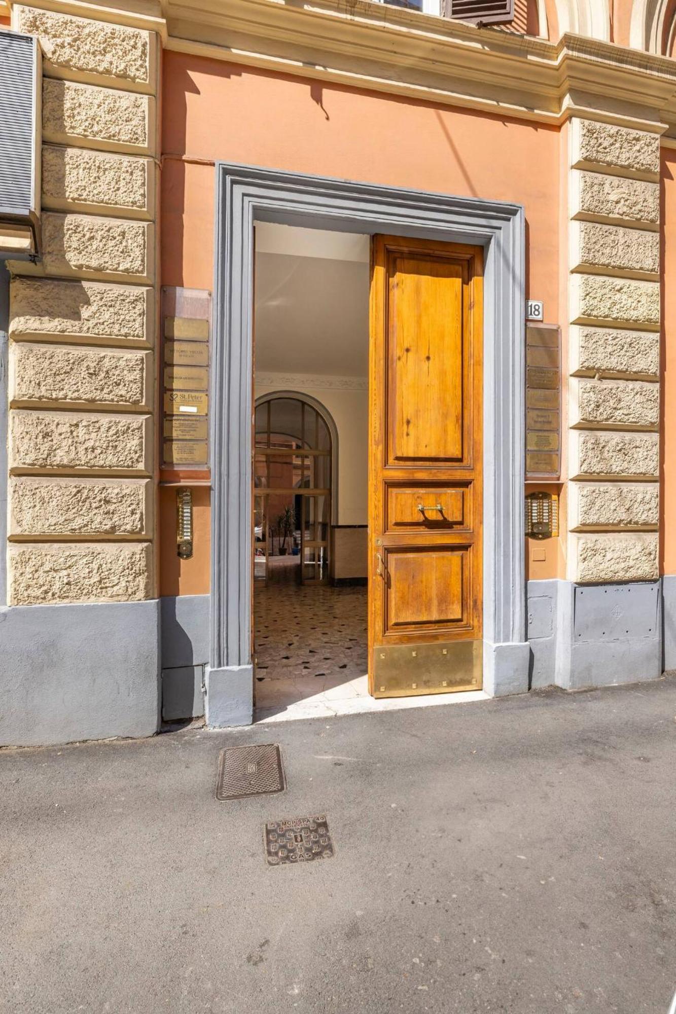 Grande E Storico Appartamento Ai Musei Vaticani Roma Exterior foto